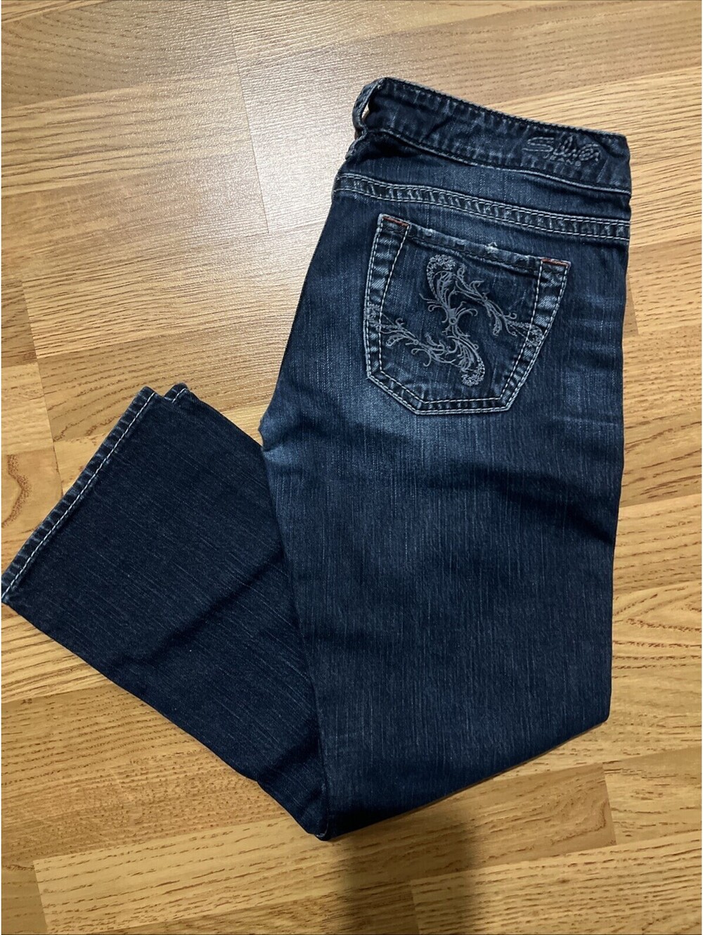 Silver Jeans Capri Santorini women’s Size 28